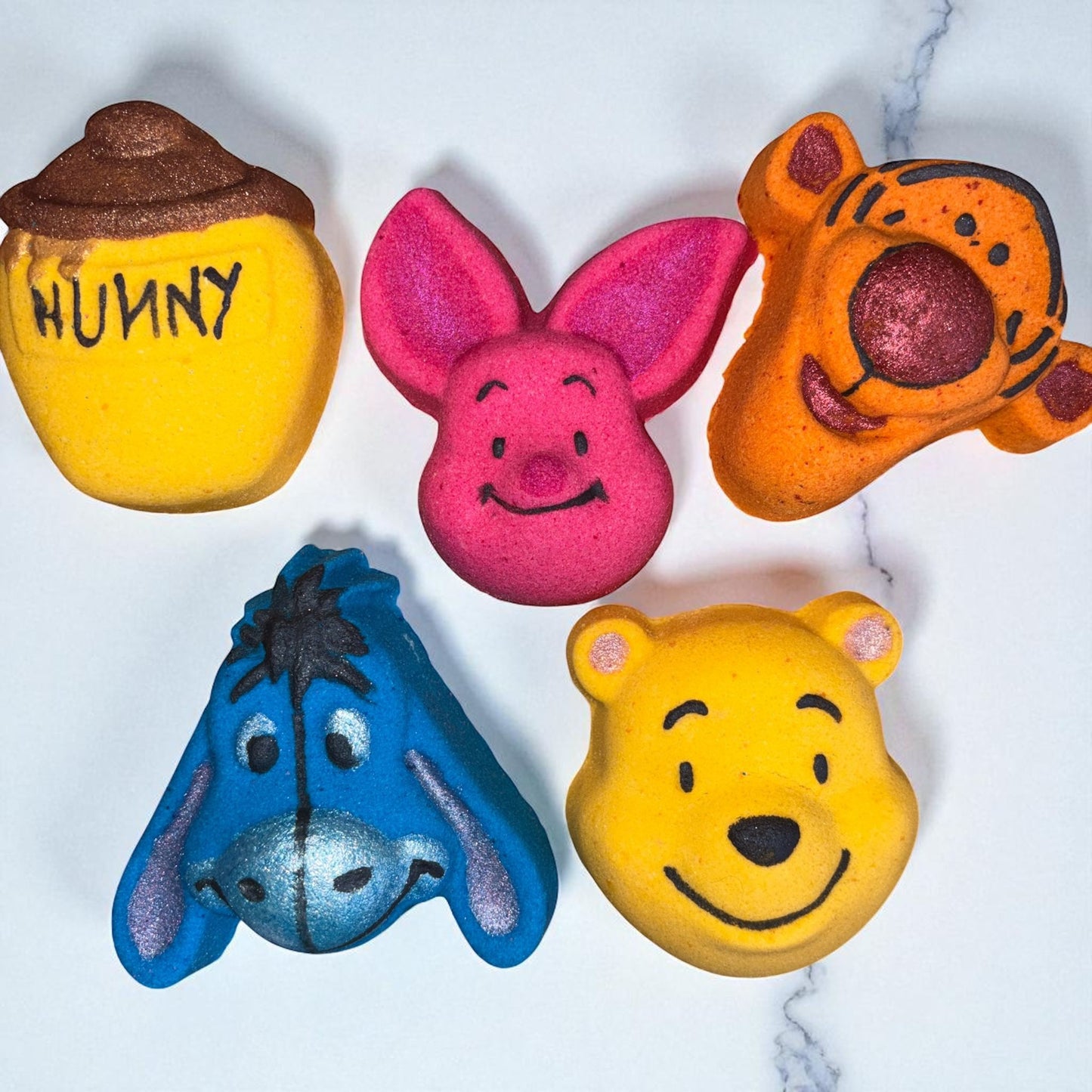 The honey hollow 5 piece bath bomb collection