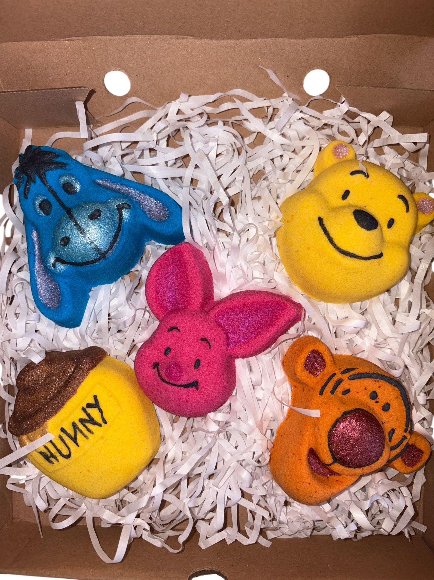 The honey hollow 5 piece bath bomb collection